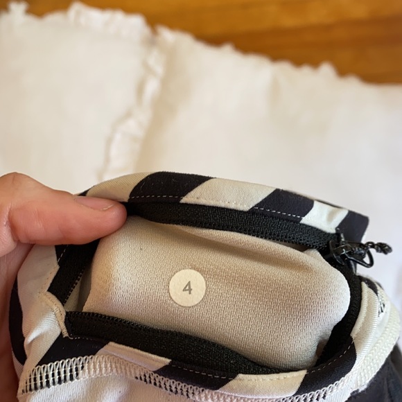 Lululemon leggings - Picture 4 of 4